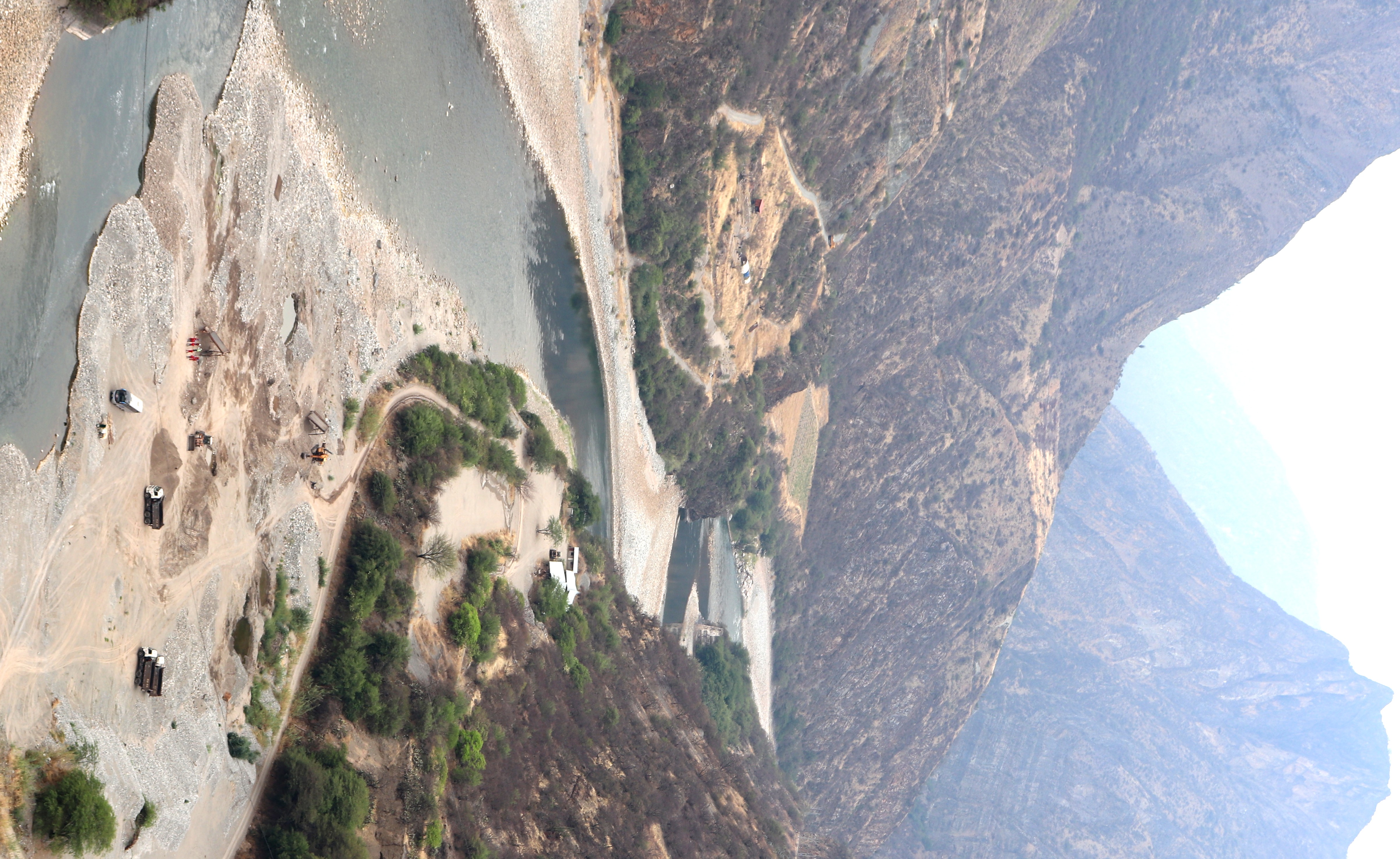 Travesía Cusco - Rancho Grande, rio Apurímac, 1850 msnm