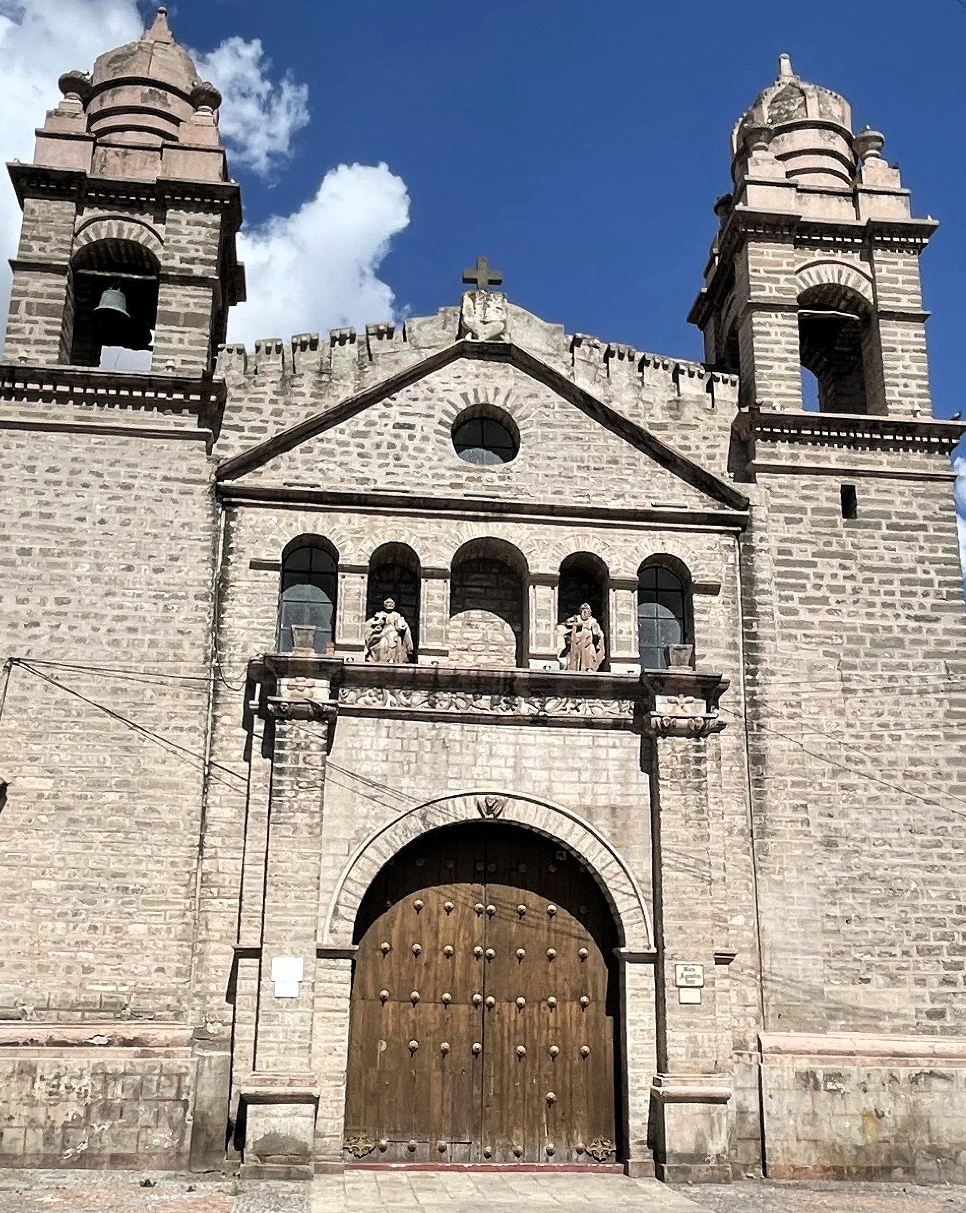 Travesía Cusco - Rancho Grande, Ayacucho, templo de San Agustín