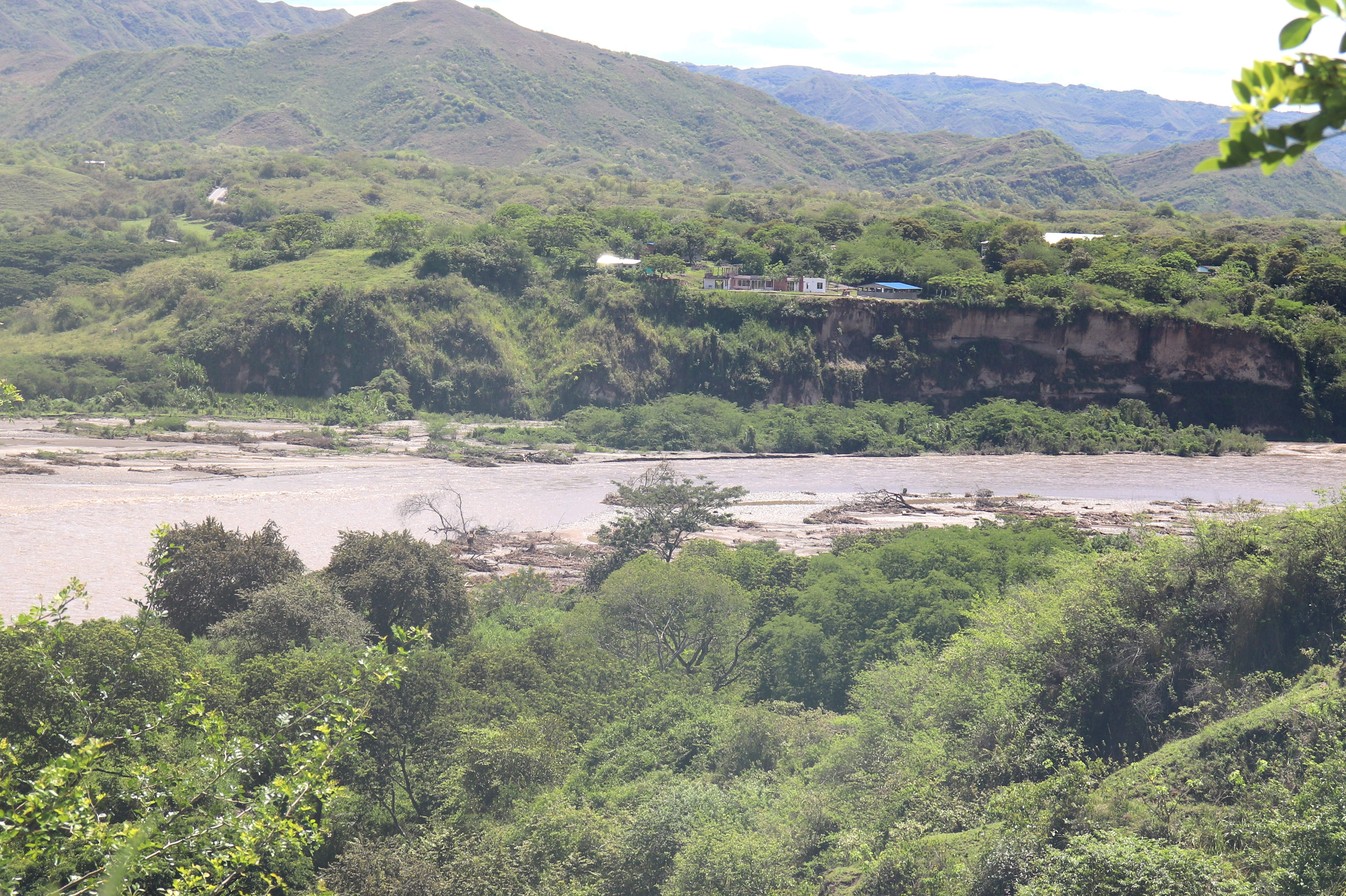 Travesía, río Guachicono y río Patia
